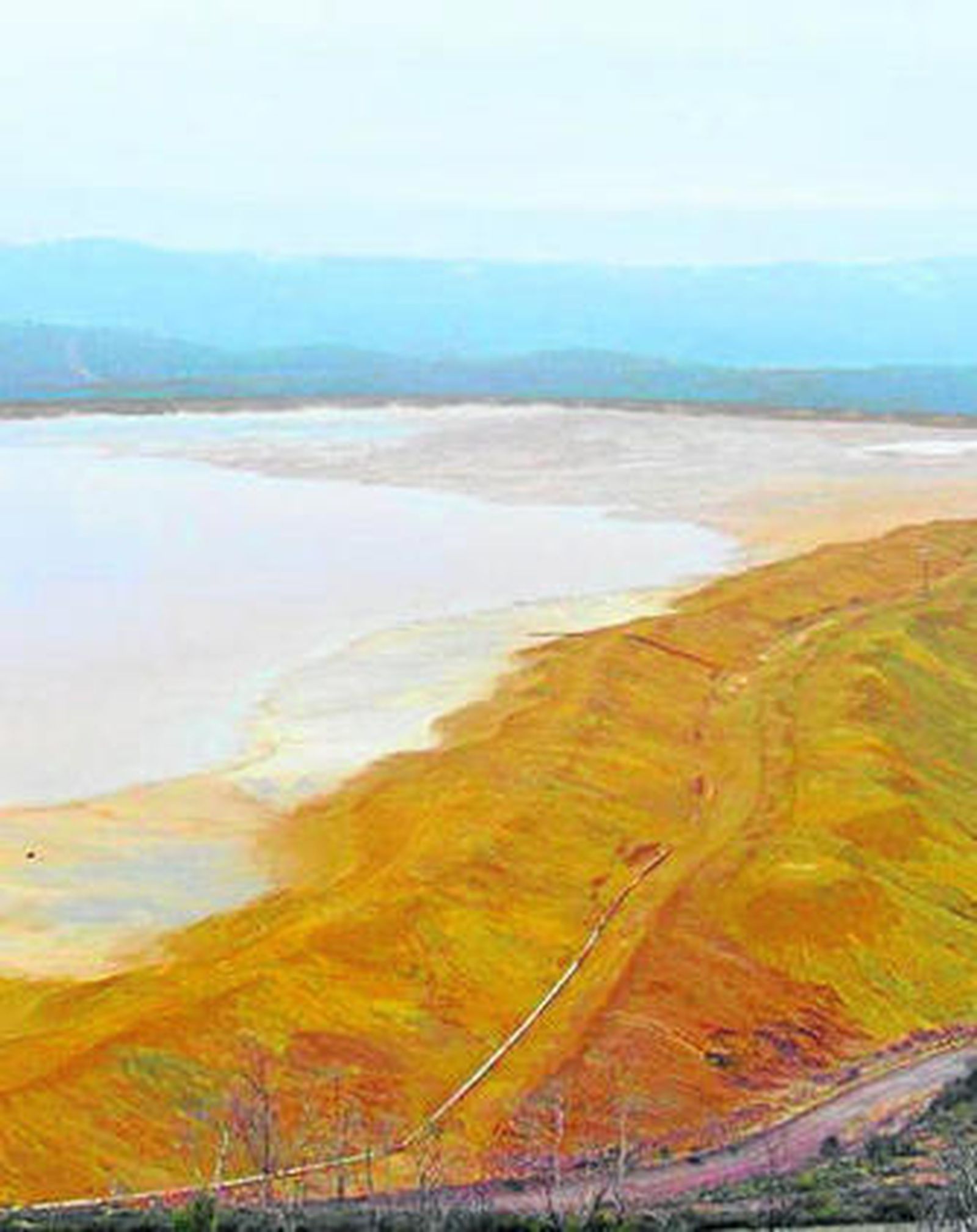Presa de la Aguzadera, en Riotinto.