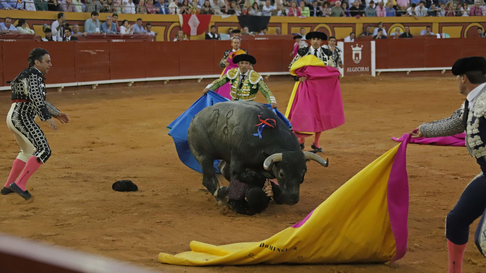 Fotos de la corrida del sábado de la Feria Taurina de Algeciras: Ferrera, Chacón y López Simón