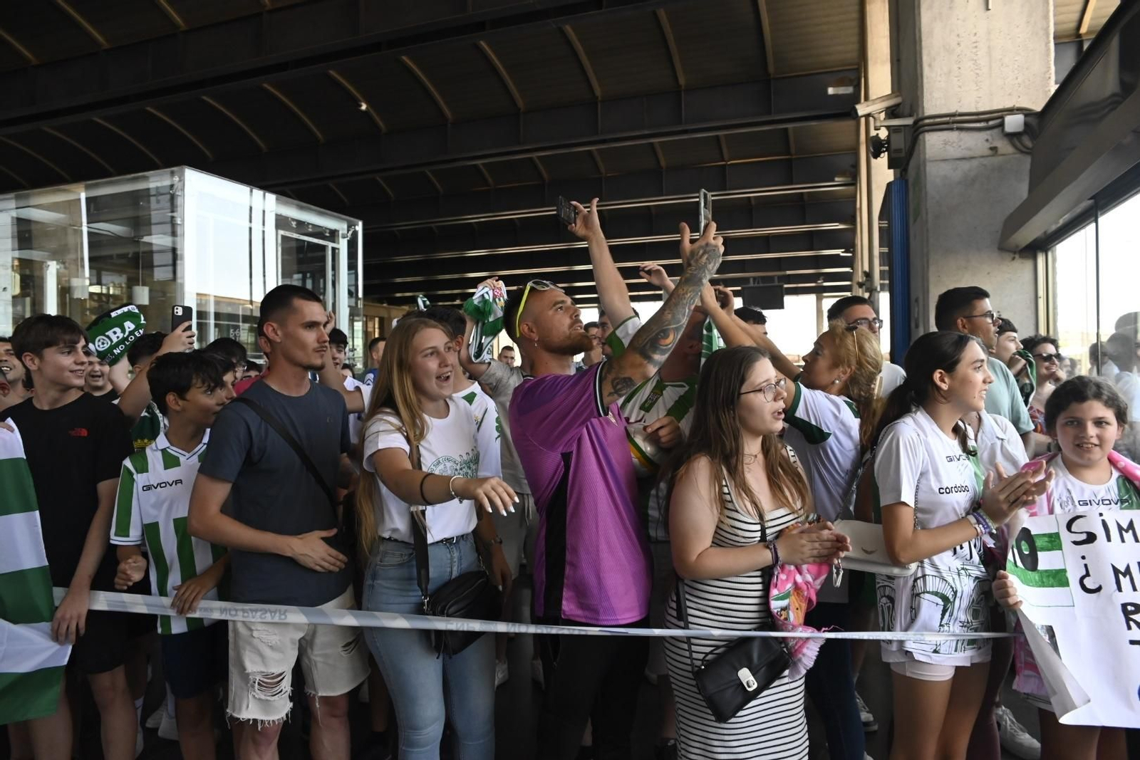 Las mejores fotos de la despedida al Córdoba CF antes de su viaje a Barcelona