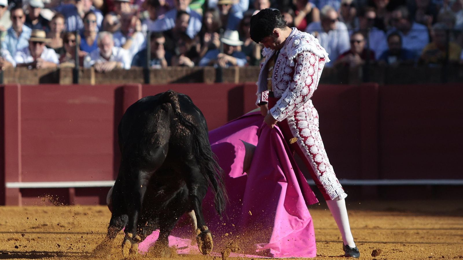 Las imágenes de la primera corrida de la Feria de San Miguel