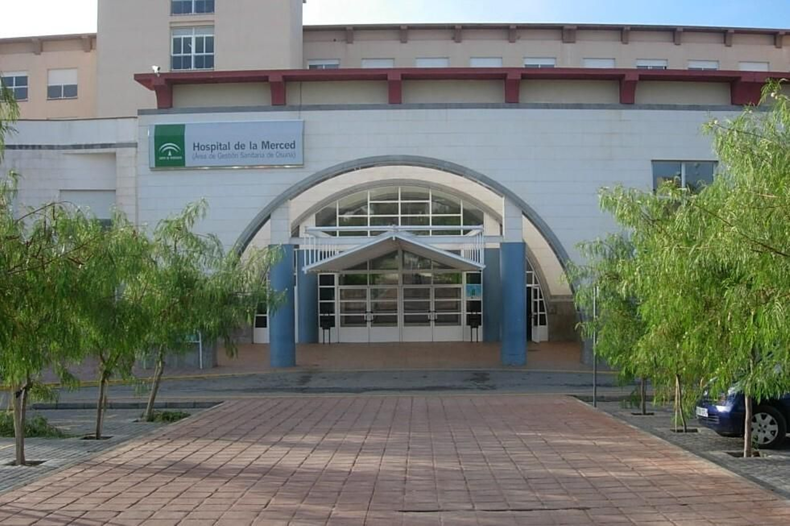 El acceso principal al Hospital La Merced de Osuna.