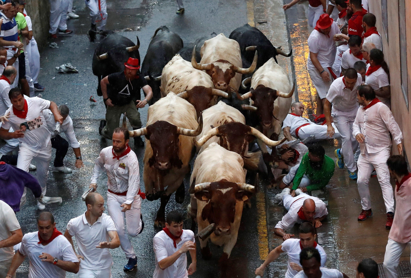 Las imágenes del segundo encierro de los Sanfermines 2018
