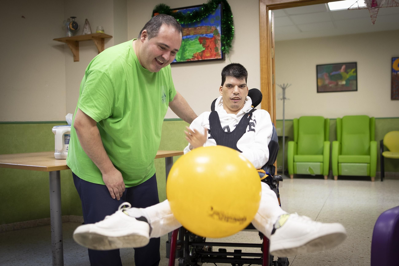 Fotos de Aspace Granada, Premio Imprescindible por su dedicación a la parálisis cerebral