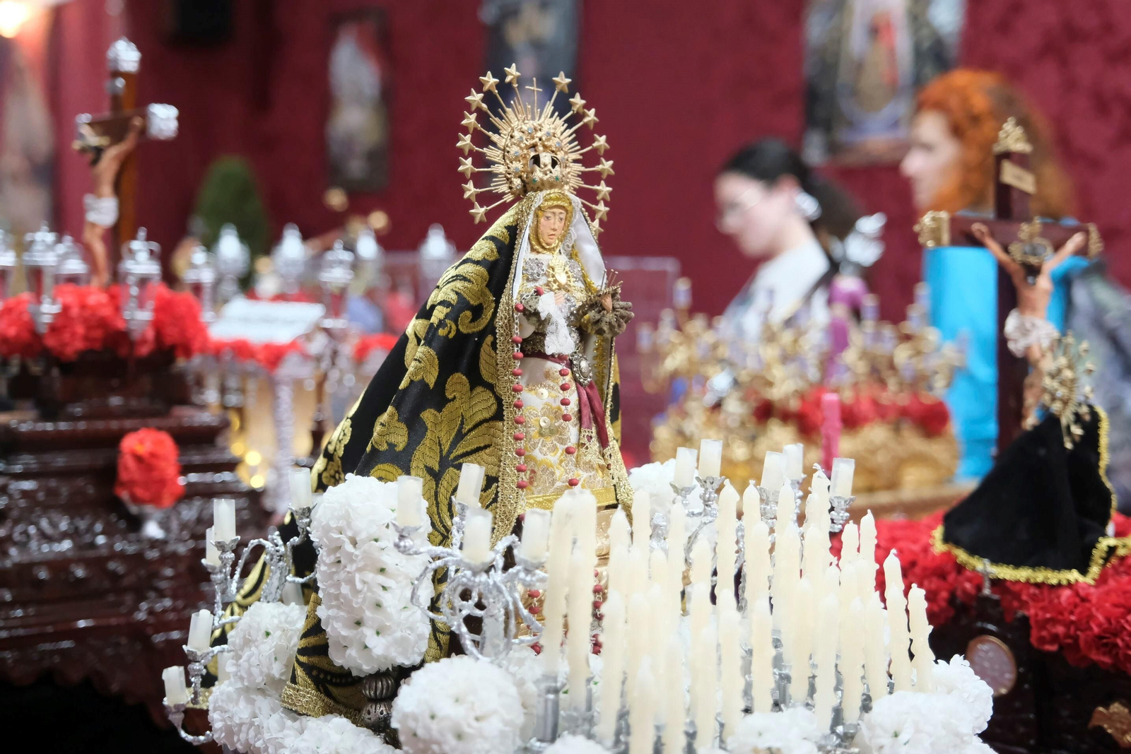 La Semana Santa en miniatura de la barriada de Levante en Córdoba, en imágenes