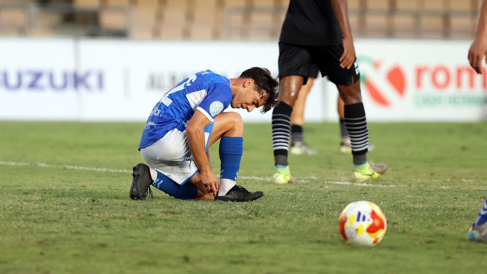 Imágenes del Xerez DFC contra el Águlas FC en Chapín