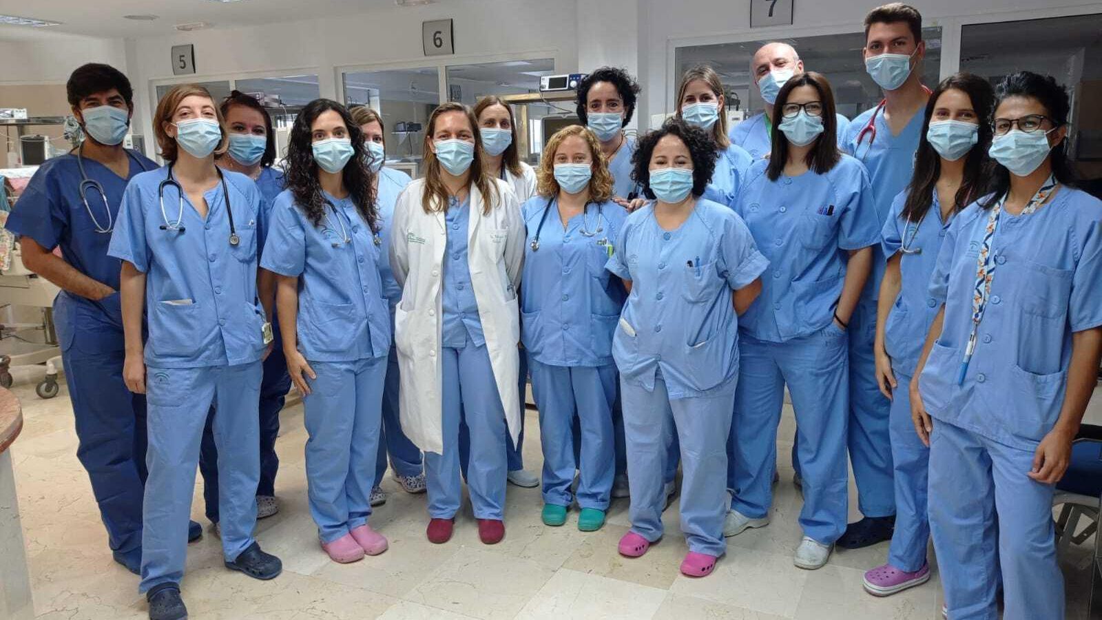 Parte del equipo de la Unidad de Neonatología del Hospital Virgen Macarena.