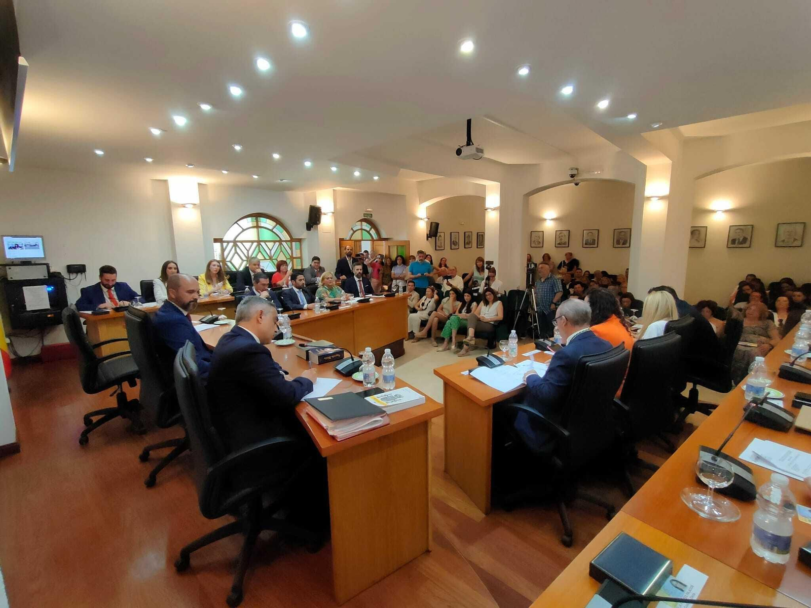 La investidura de Miguel Alconchel como alcalde de Los Barrios, en imágenes