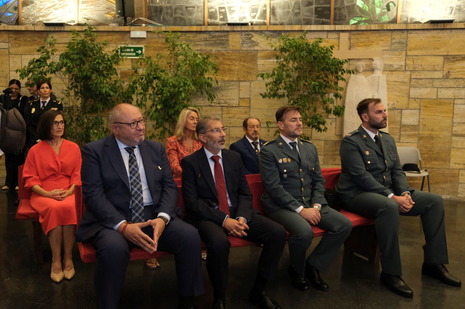 Las imágenes de la celebración en Córdoba de los Santos Ángeles Custodios, patrones de la Policía Nacional