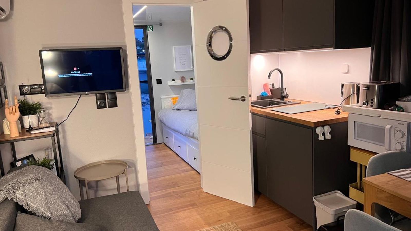 'Boat Village Ayamonte' | Booking