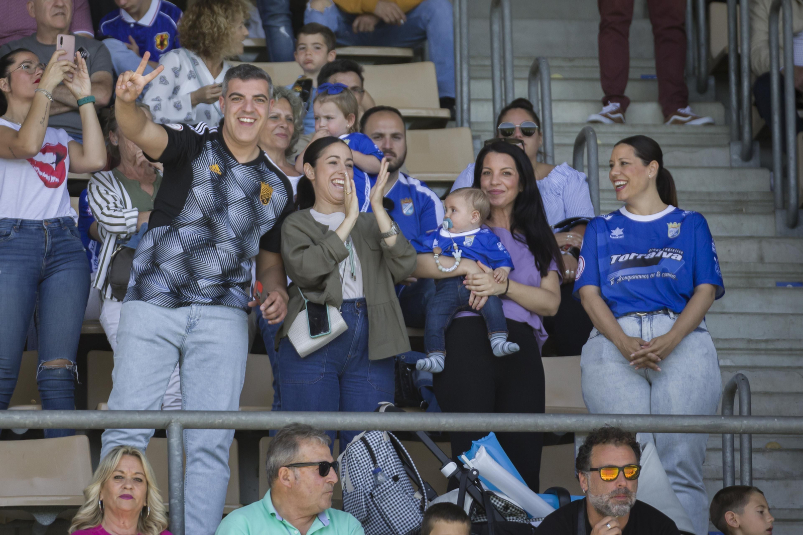 Pedro Pacheco viendo el Xerez CD - Atlético Espeleño en Chapín