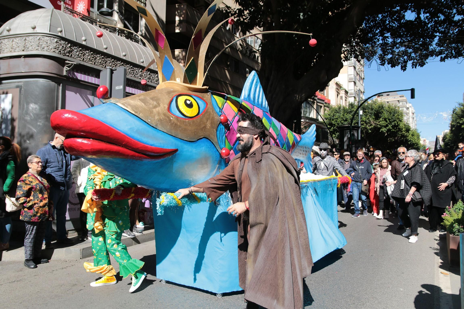 Las imágenes del Entierro de la Sardina de Almería