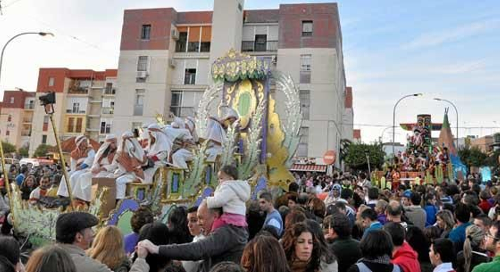 Cabalgata de Reyes Magos de Sanlúcar la Mayor.

Foto: Manuel Gómez