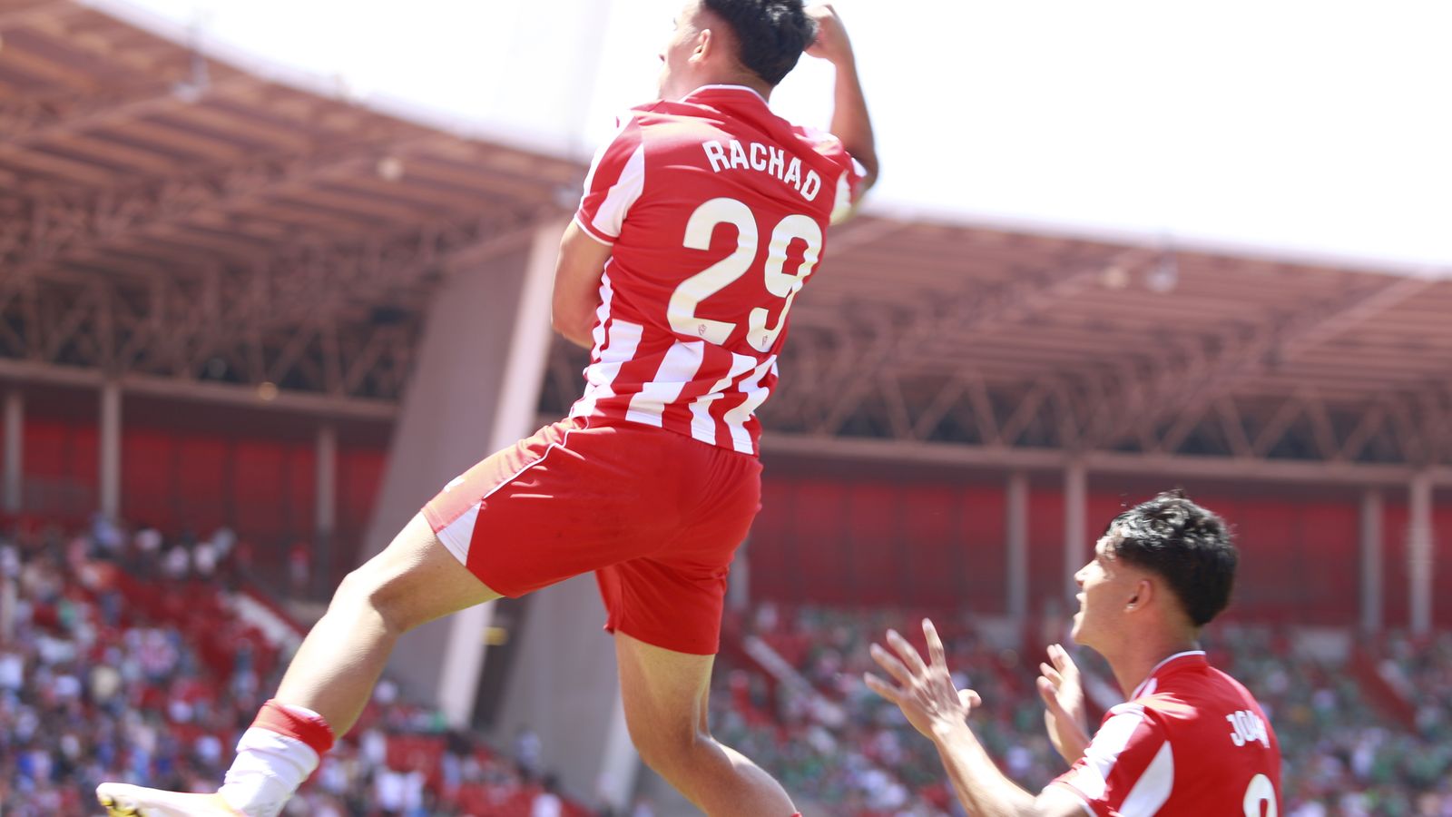 Rachad celebra su tanto que permitía a los rojiblancos igualar su encuentro frente al Toledo.
