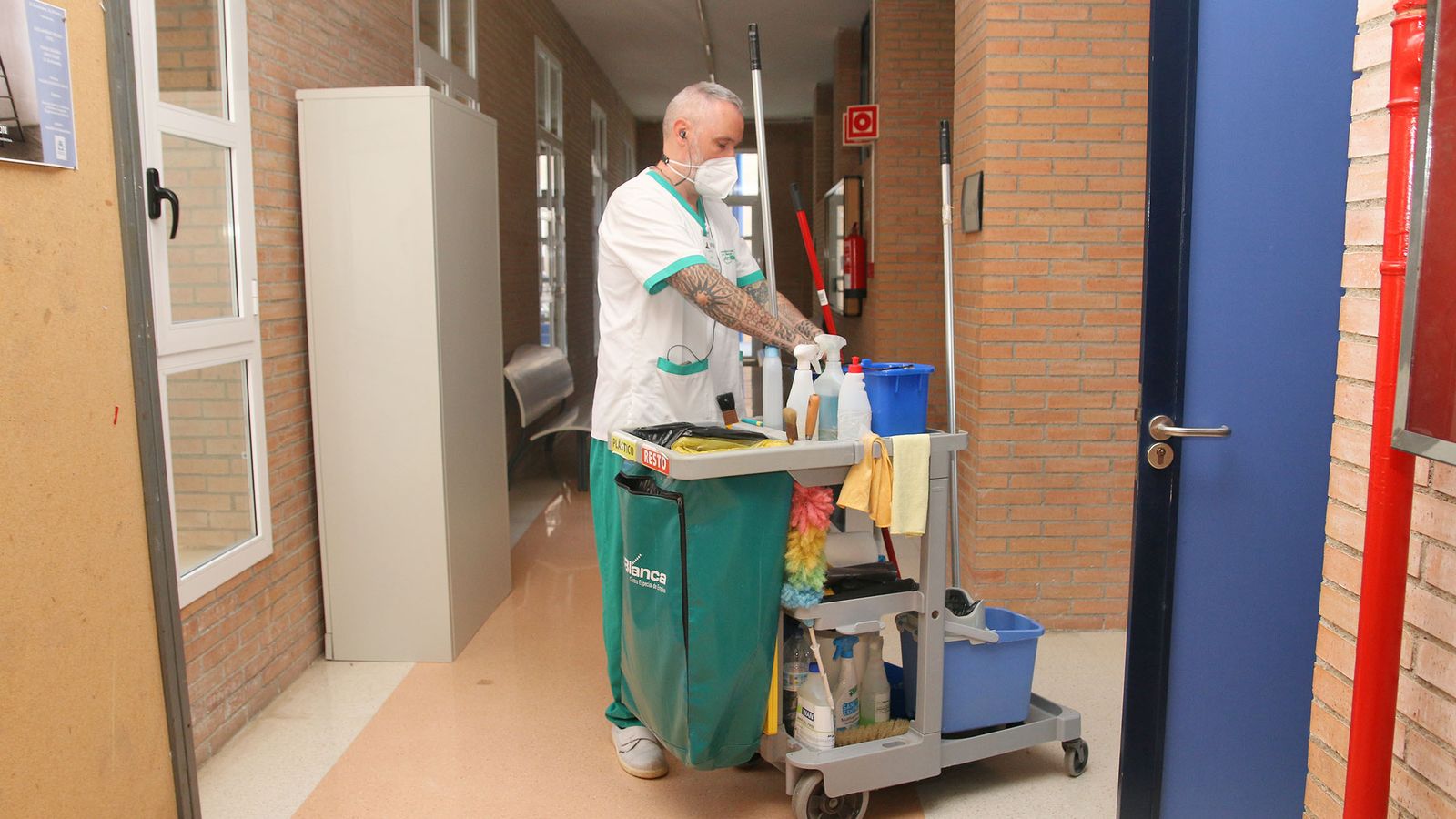 Otro de los trabajadores de Verdiblanca.