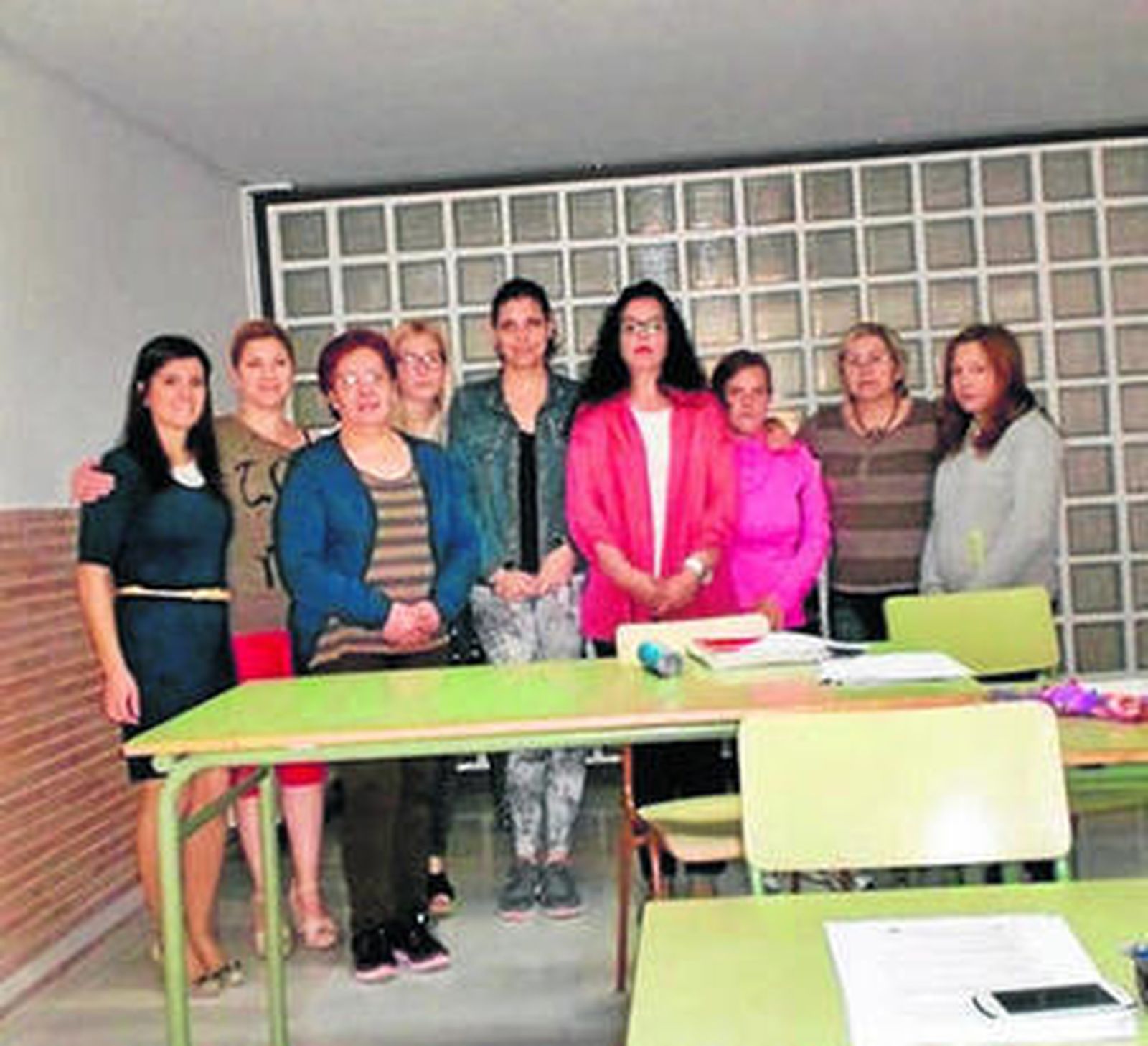 Mujeres participantes en el curso de márketing digital.