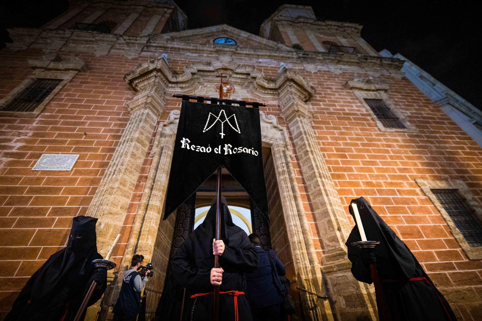 Las imágenes de la hermandad del Rosario en la Semana Santa de San Fernando 2025