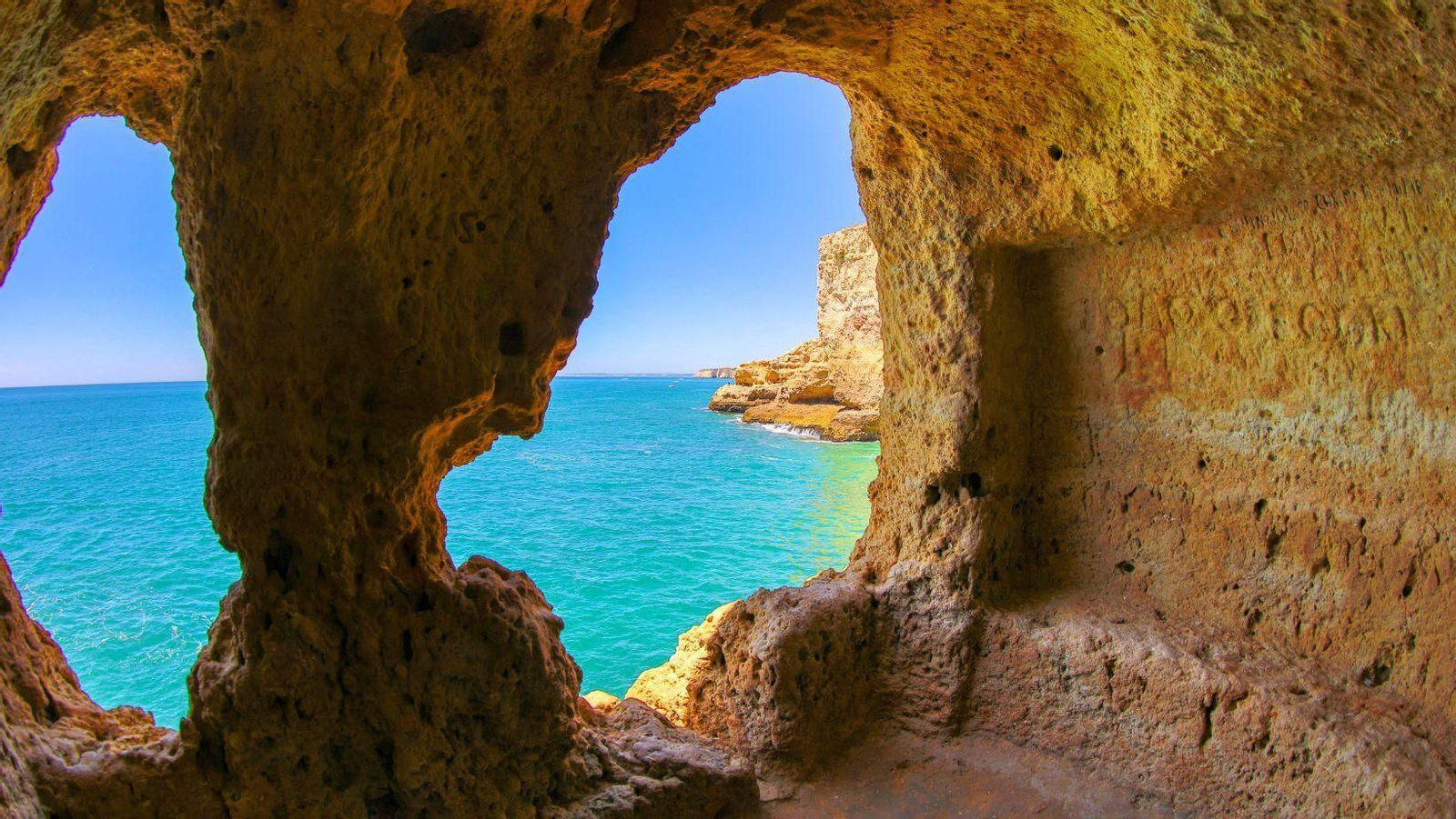 Esta playa de aguas turquesas que parece el Caribe está a un salto de Huelva