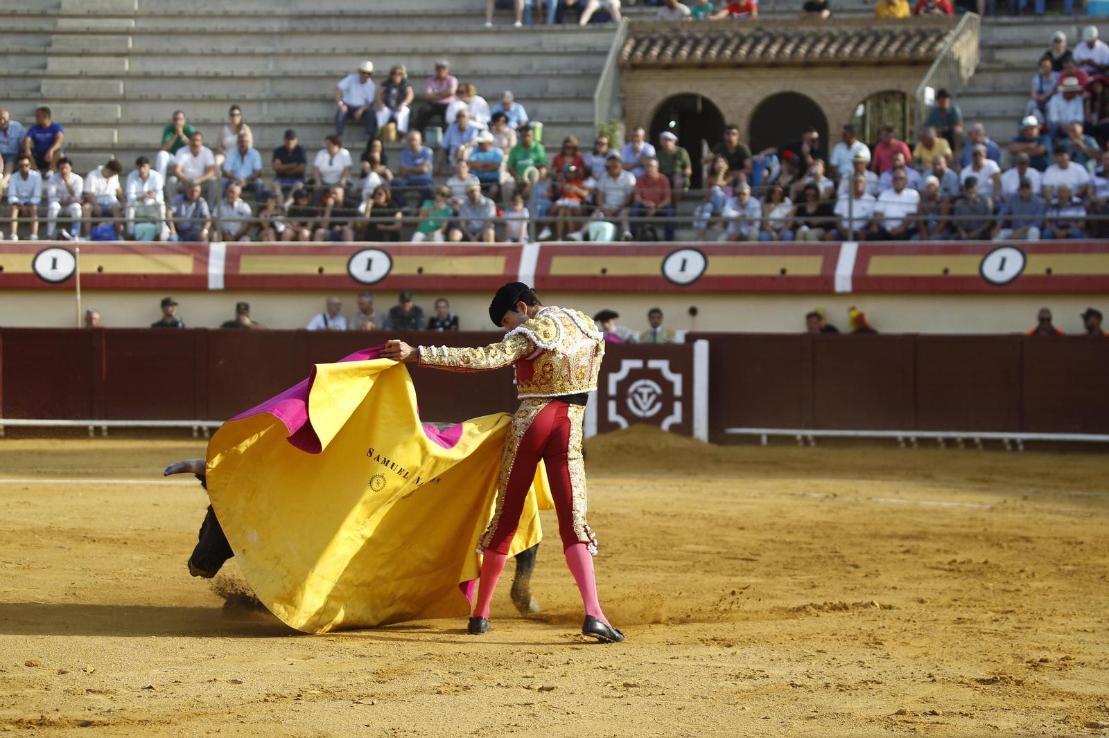 Corrida de toros en Vera, en imágenes