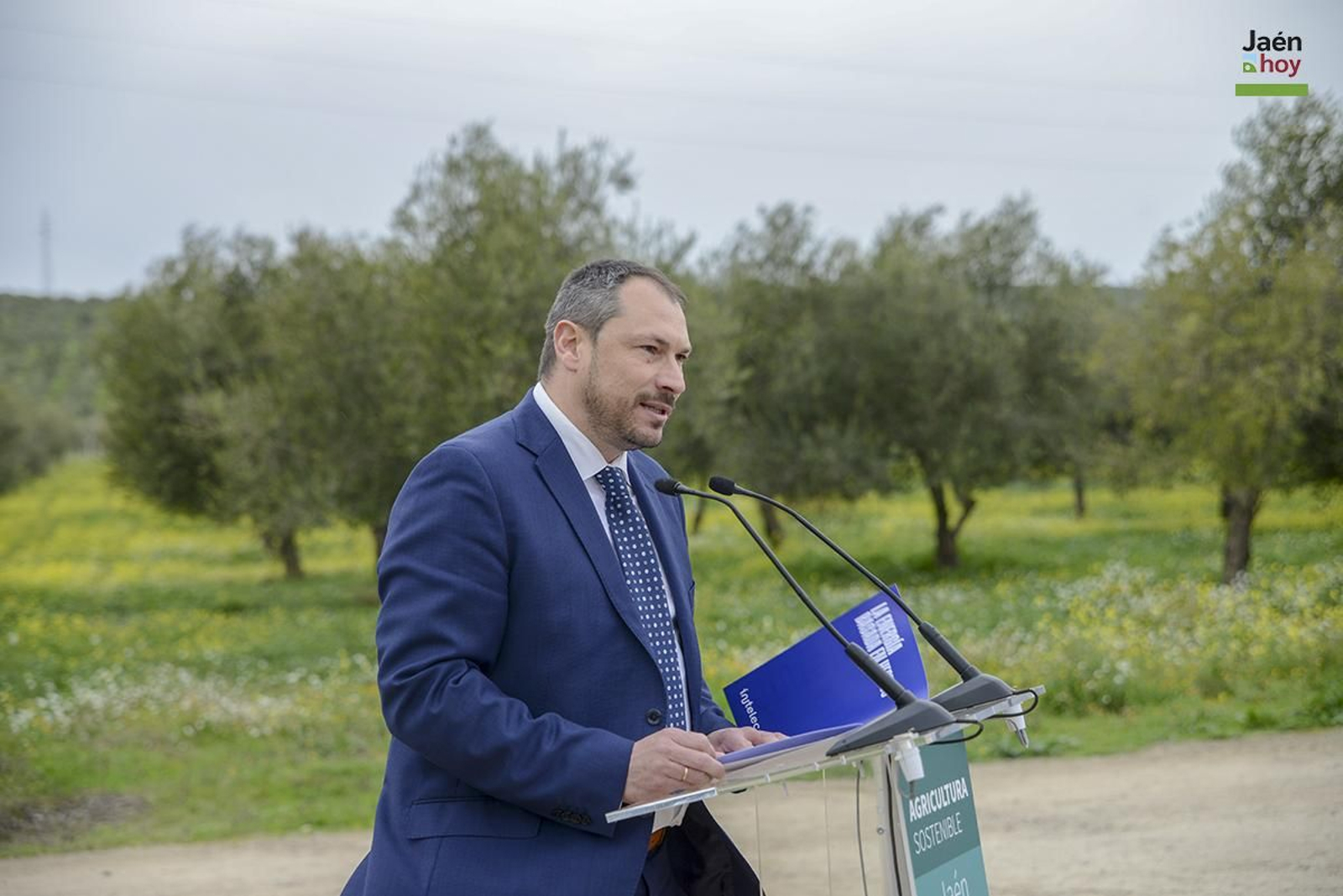 Inauguración de la planta fotovoltaica flotante en el Cortijo Conde de Guadiana de Úbeda.