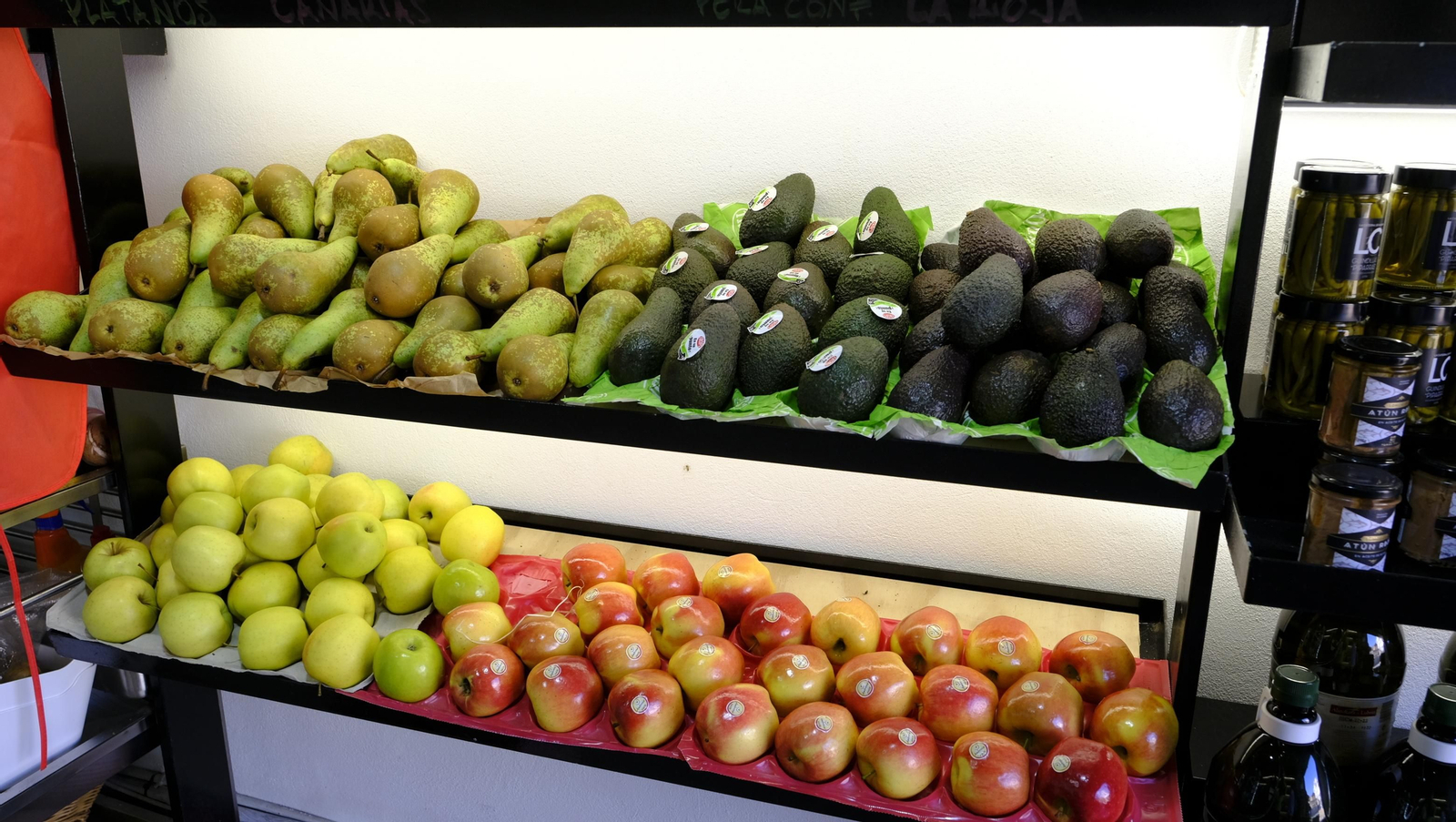 Cuatro fruterías de Almería con sabor a huerto