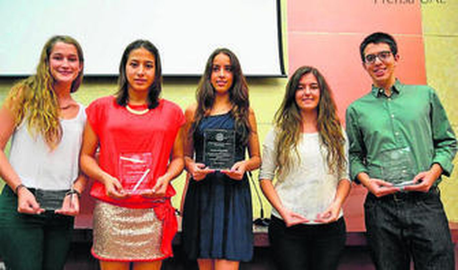 Los cinco alumnos con mejor nota de la última prueba de acceso a la UAL.