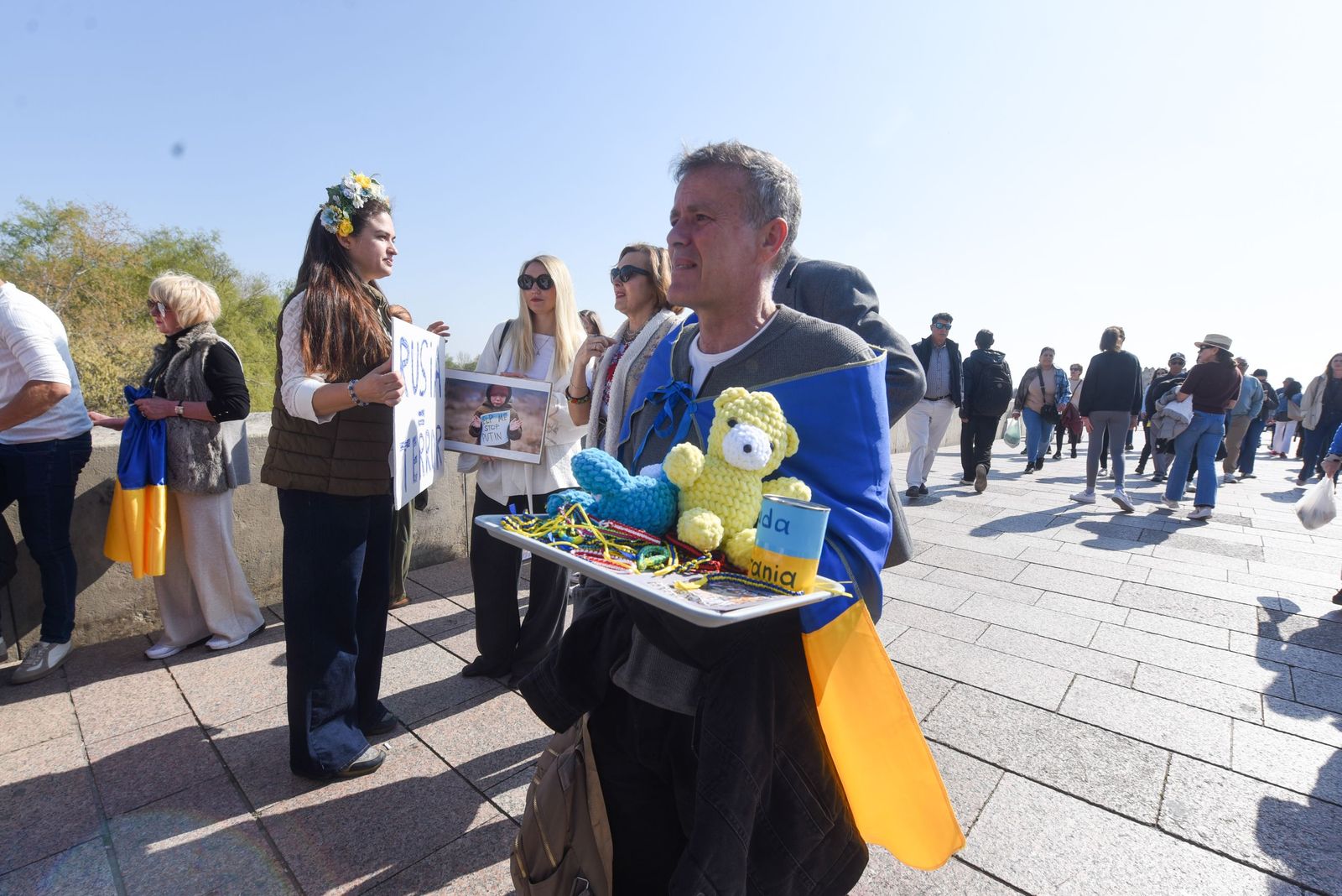 El pueblo ucraniano exige desde Córdoba libertad para Ucrania cuatro años después de la invasión rusa