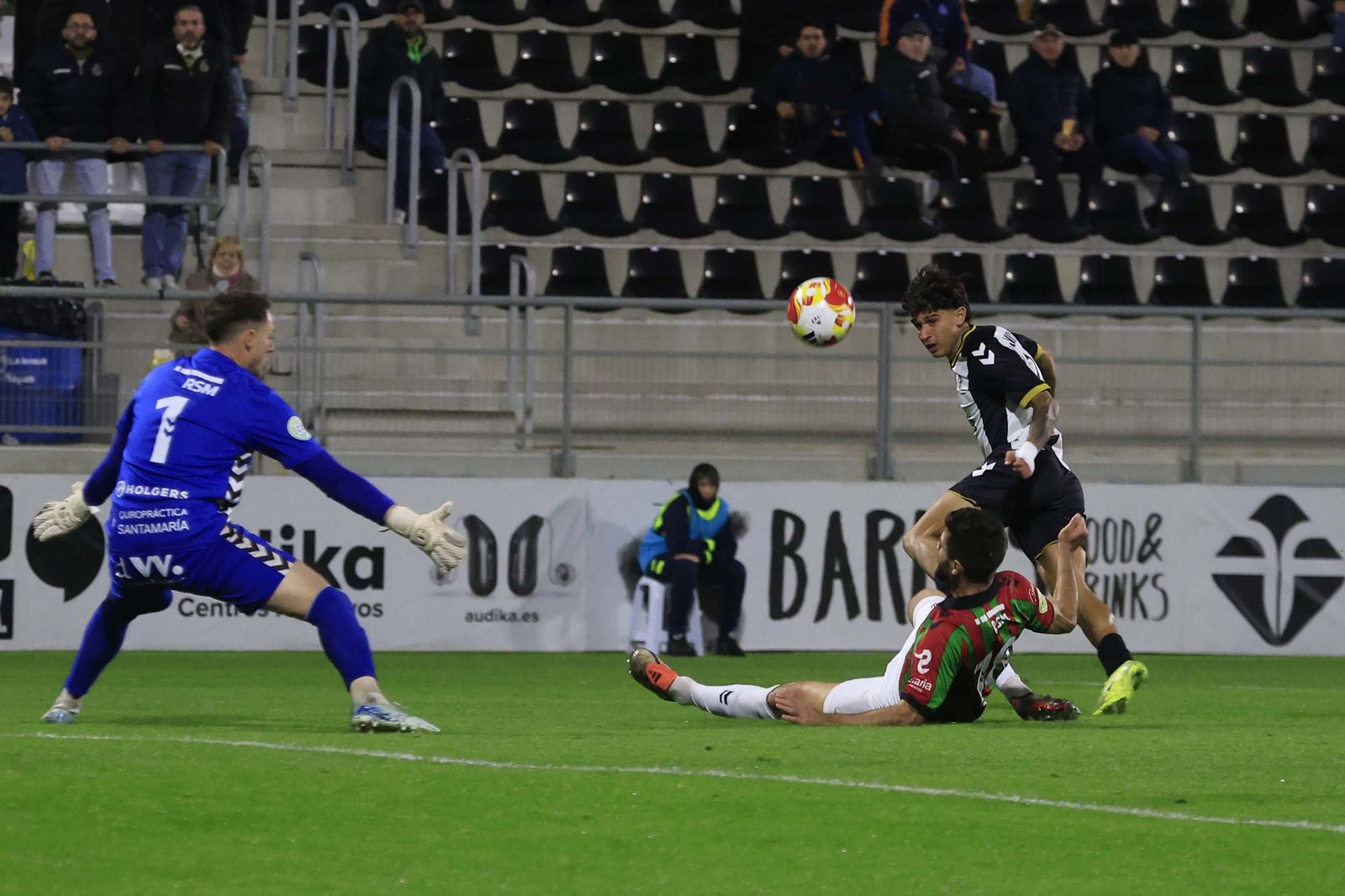 Las mejores fotos del Balona - Atlético Central de Tercera Federación