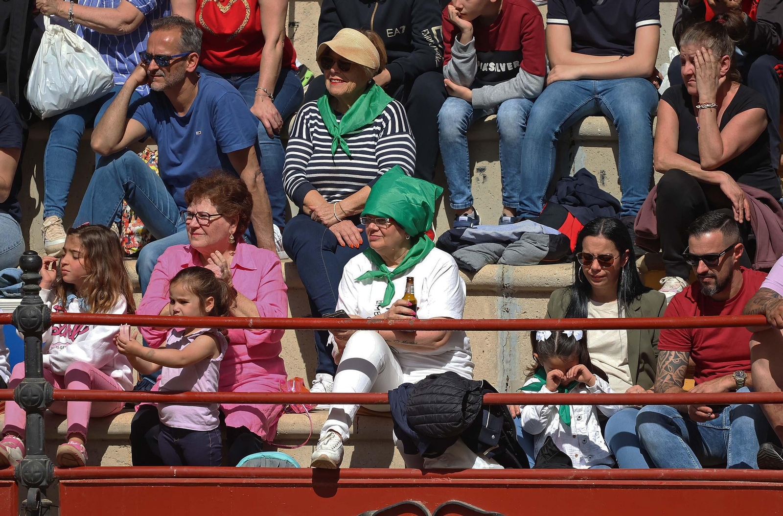 Las mejores fotos del Toro Embolao de Los Barrios 2024