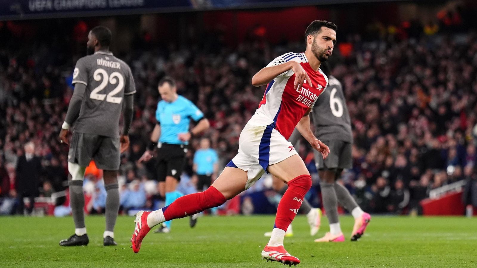 Las mejores fotos del Arsenal - Real Madrid