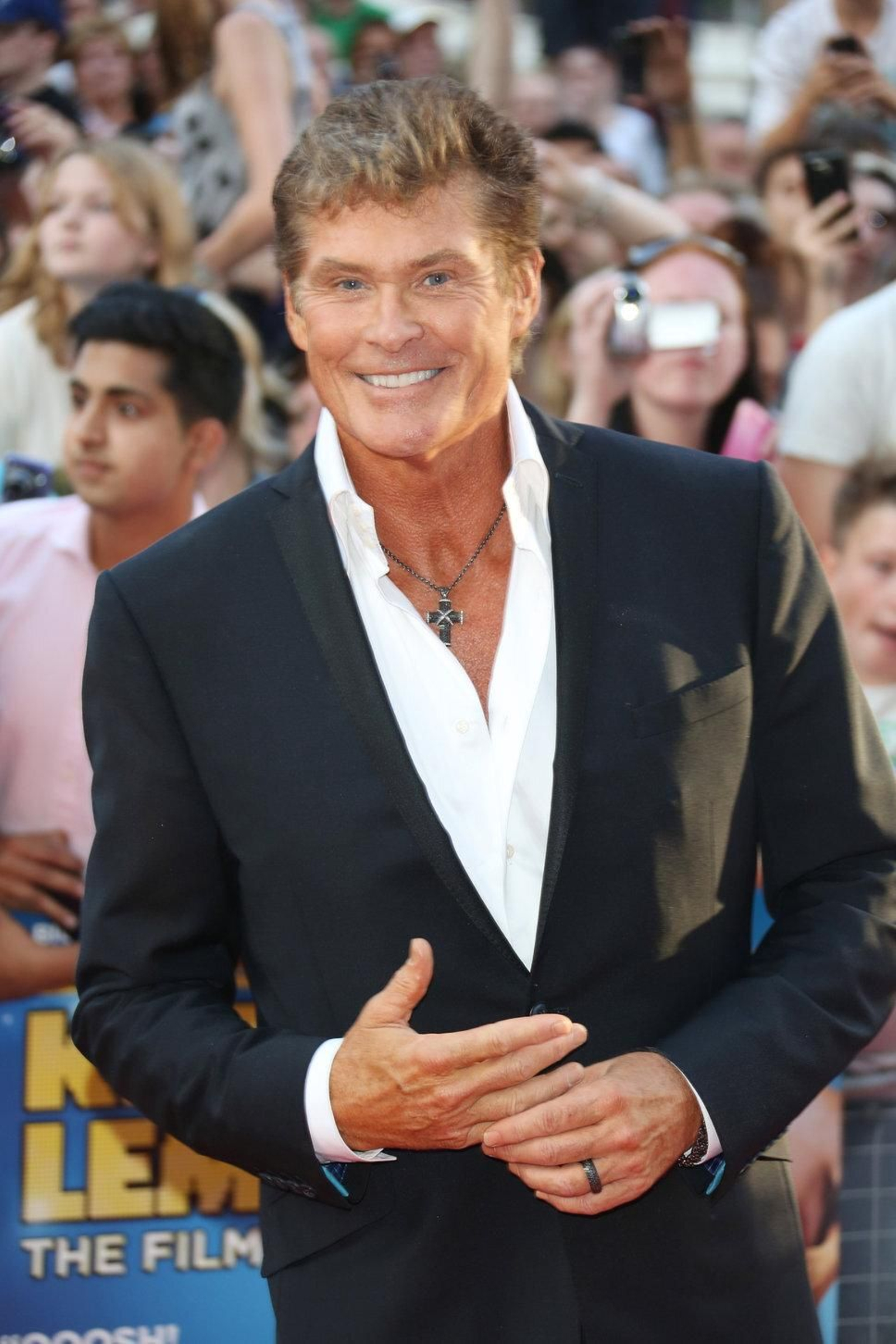 David Hasselhoff, protagonista de las series 'El Coche Fantástico' y 'Los Vigilantes de la Playa' firmará autógrafos para todos que lo desean en Casino Admiral Sevilla.