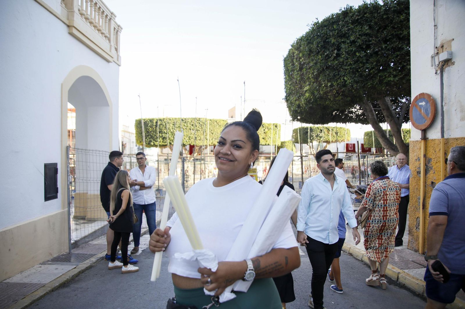 Las imágenes de la misa vespertina y procesión del Cristo de la Luz de Dalías