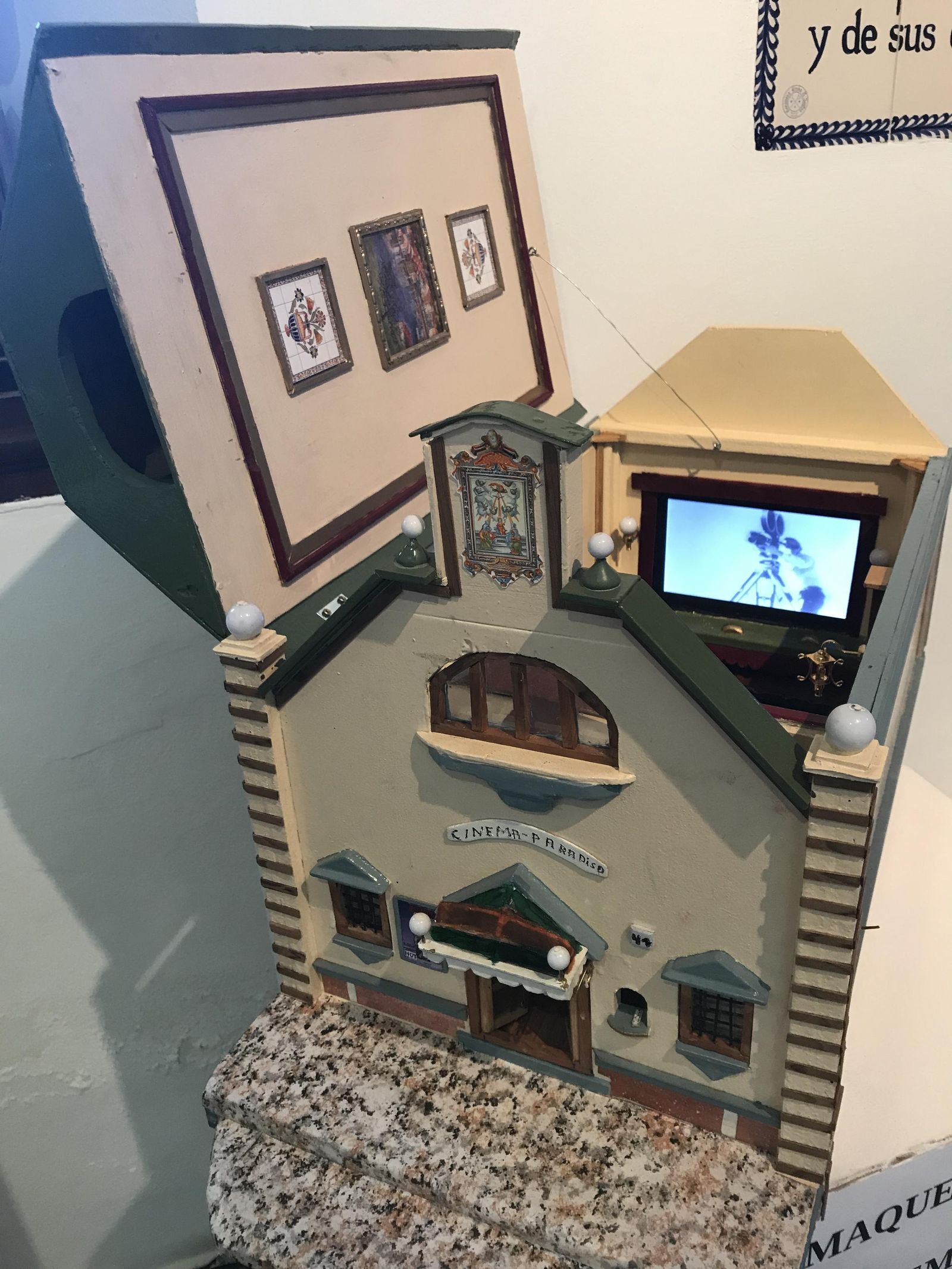 Cuarenta años de cine y antigüedades