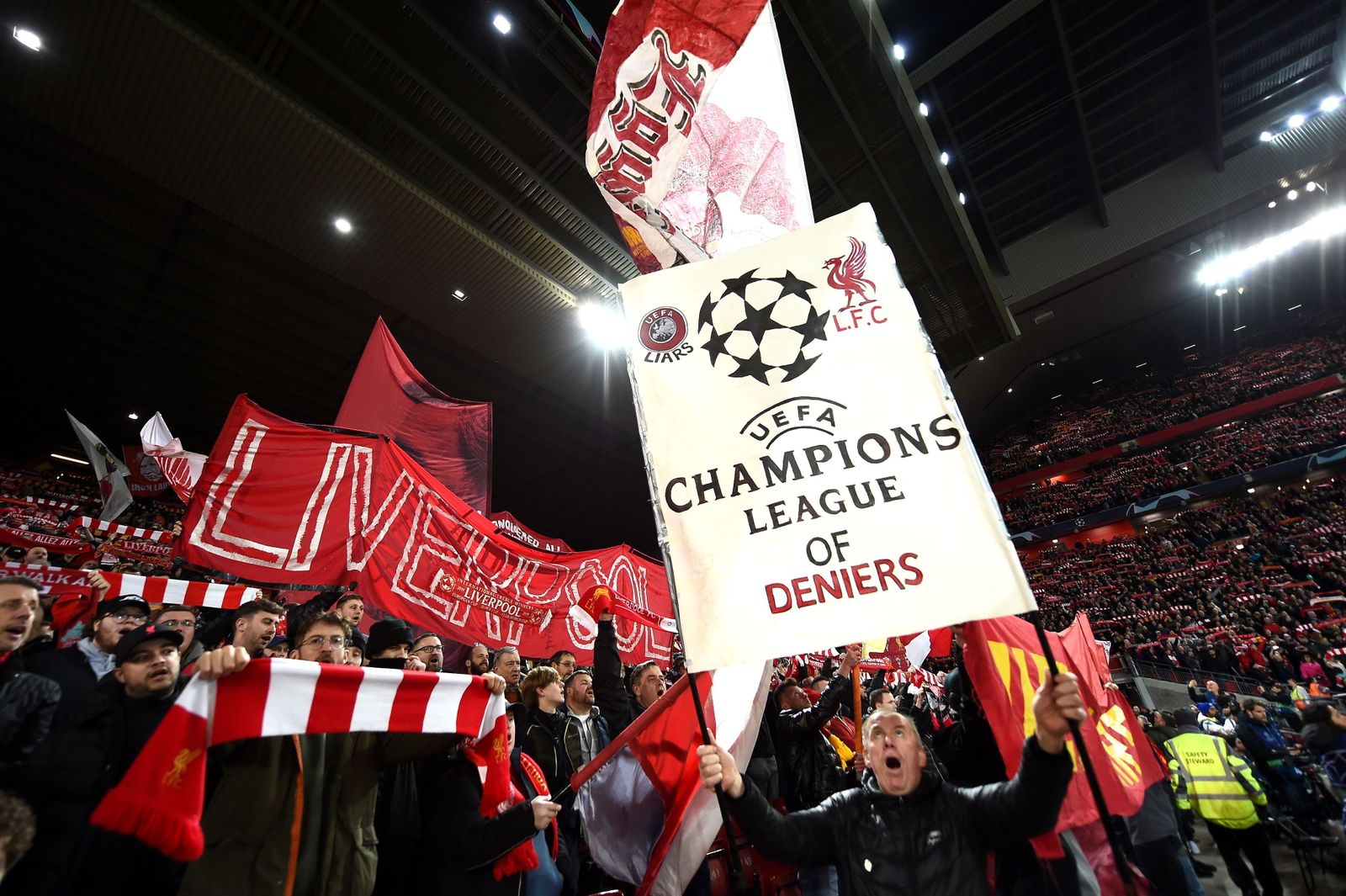 Las fotos de la remontada del Real Madrid al Liverpool