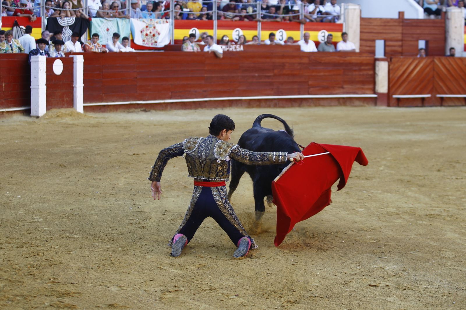 Imágenes de la novillada organizada por la Escuela Taurina de Almería