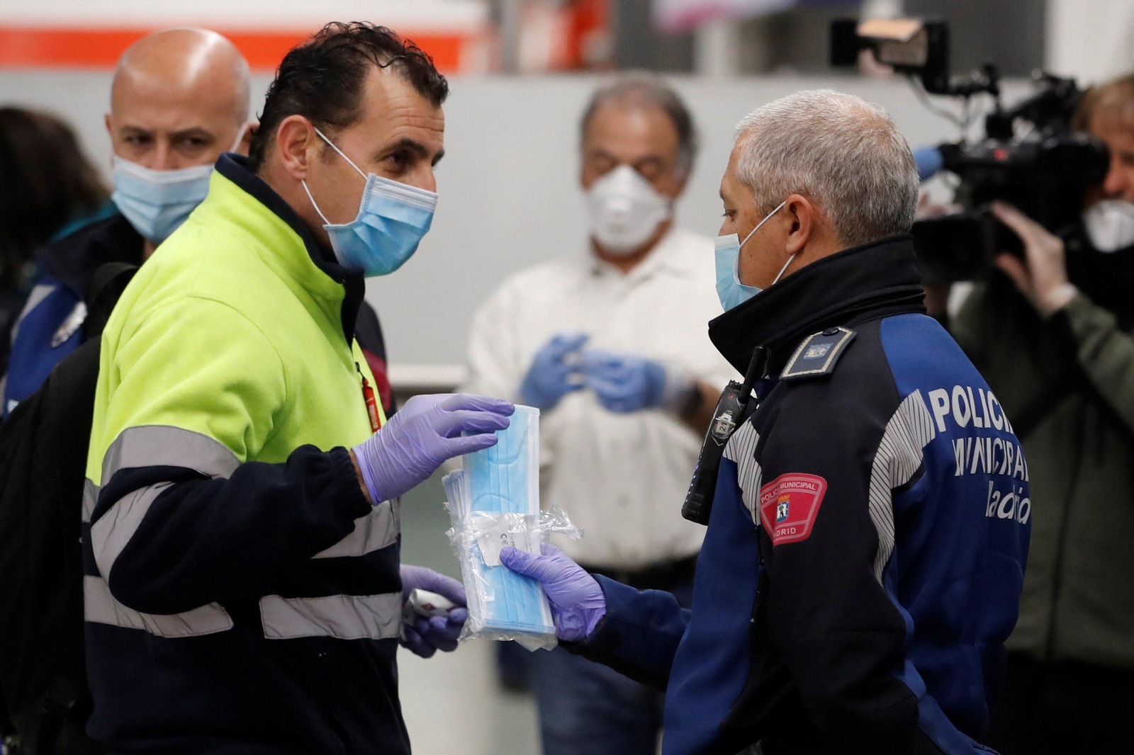 Entrega de mascarillas este lunes