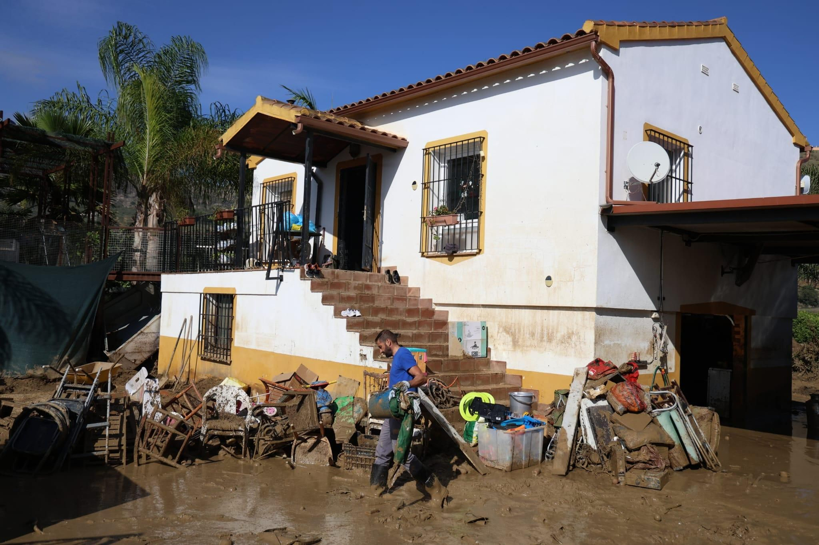 Álora se recupera de las inundaciones por la DANA, en imágenes