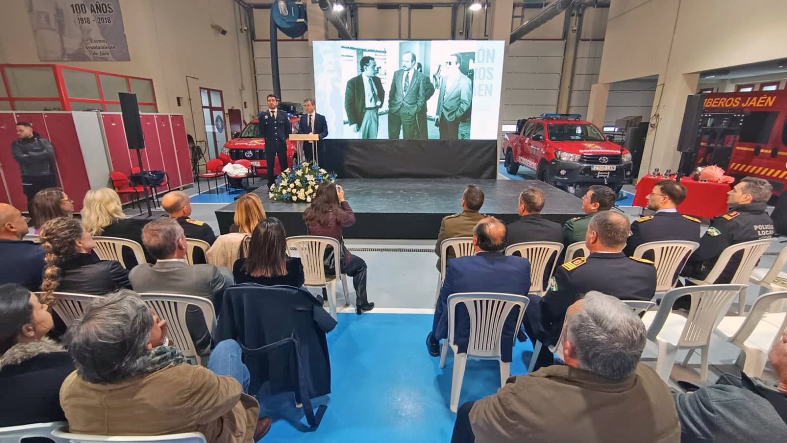 Acto por el día del patrón de los bomberos.
