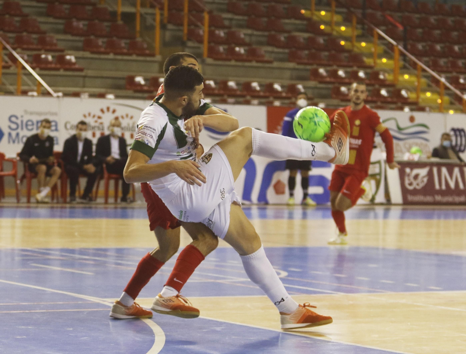 Las fotografías del empate entre el Córdoba Futsal y el Industrias Santa Coloma