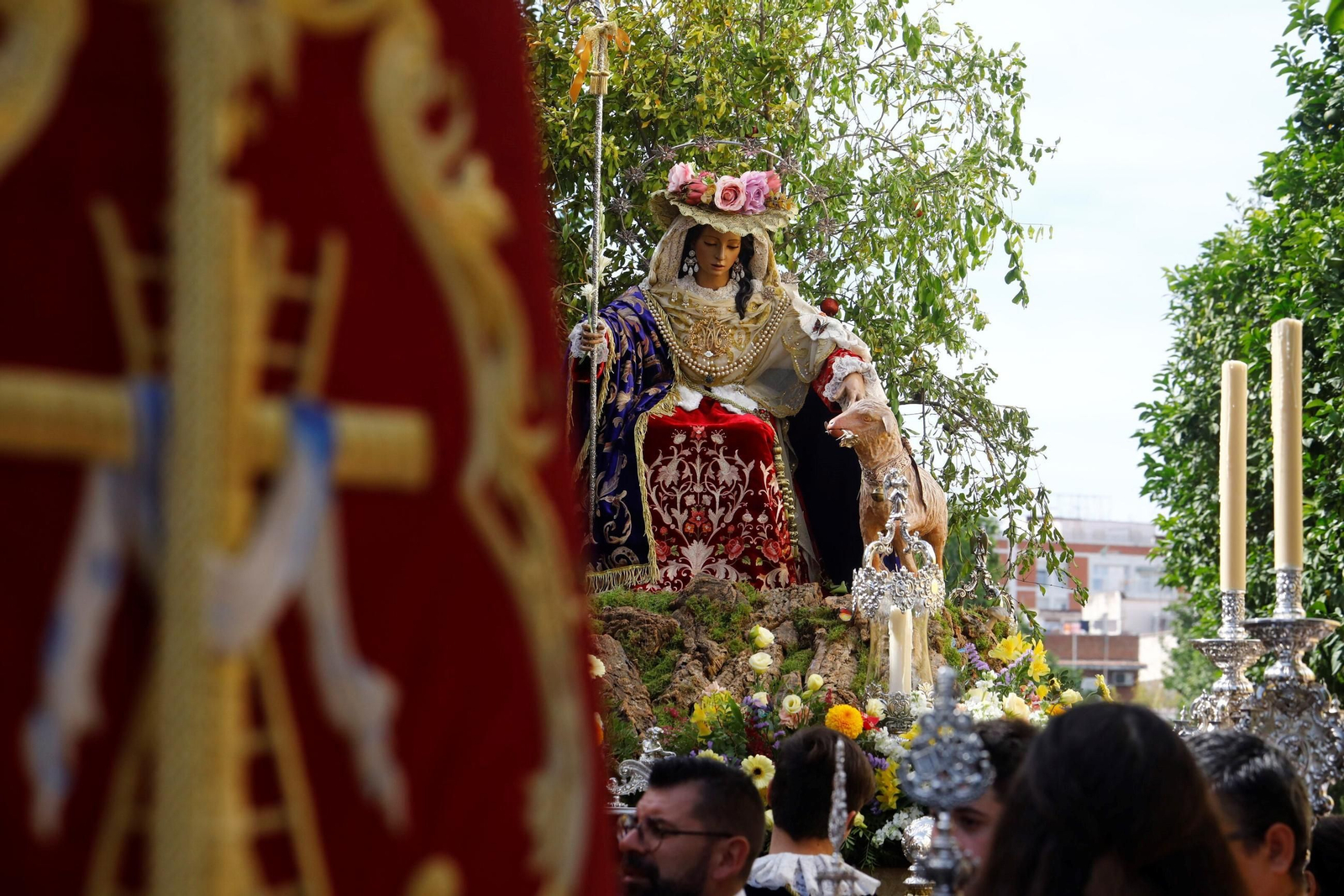 La procesión de la Divina Pastora de las Almas de Córdoba, en imágenes