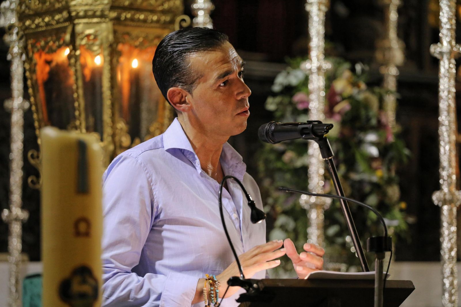 David Calleja emociona en su oración poética