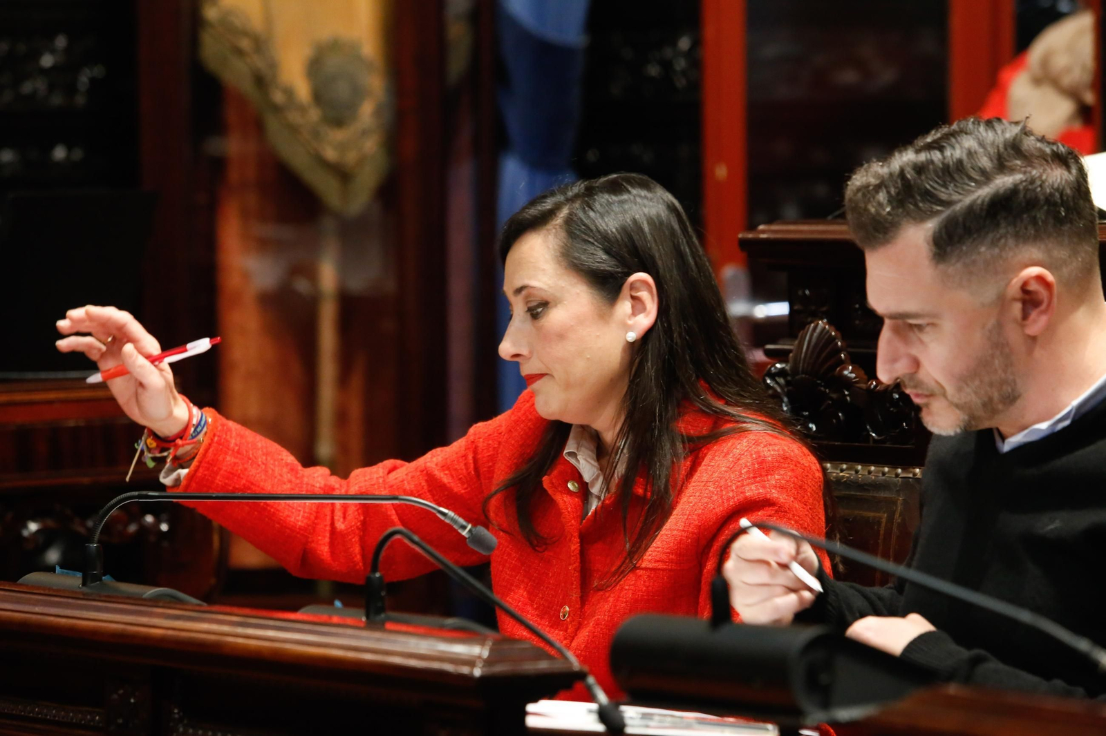 Fotos del Pleno del Ayuntamiento de Algeciras con el plantón de la oposición al alcalde Landaluce