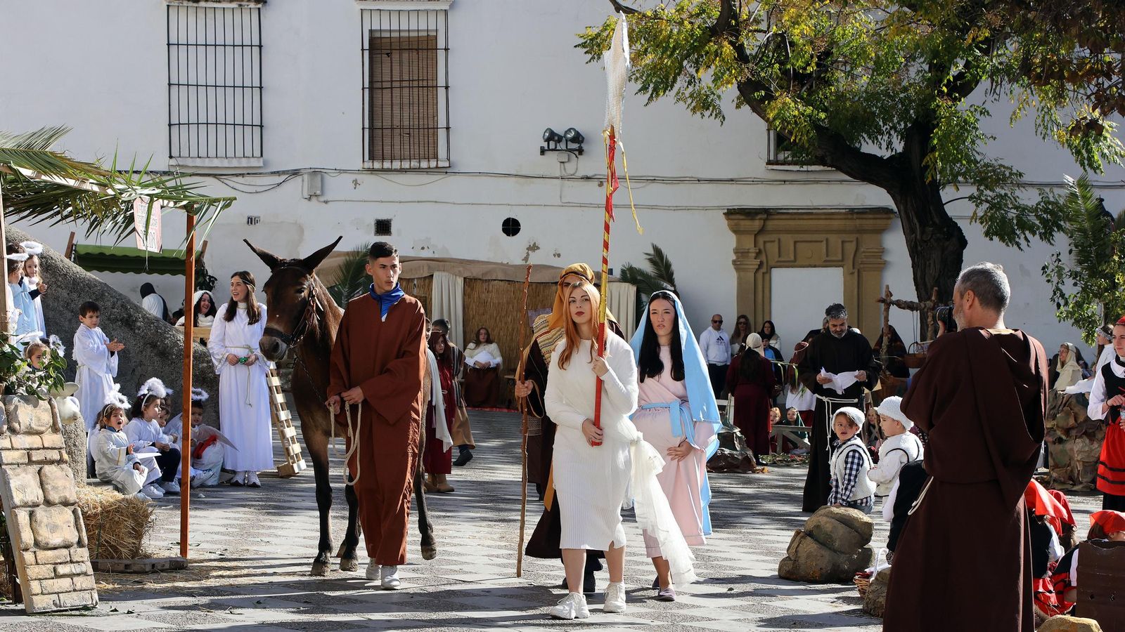 Imágenes del Belén Viviente de la plaza San Lucas en Jerez
