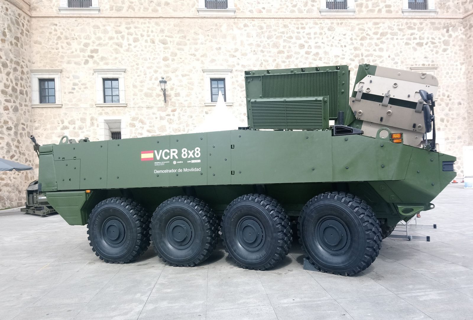 Prototipo del nuevo vehículo blindado del Ejército