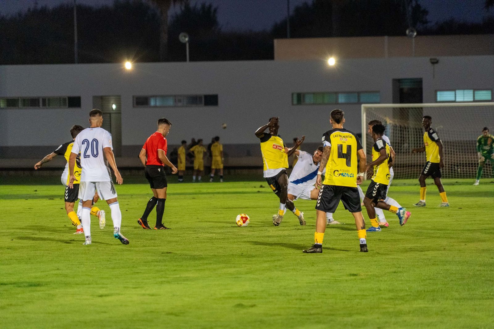 Imágenes del partido San Roque de Lepe - Recreativo de Huelva del Trofeo de la Bella