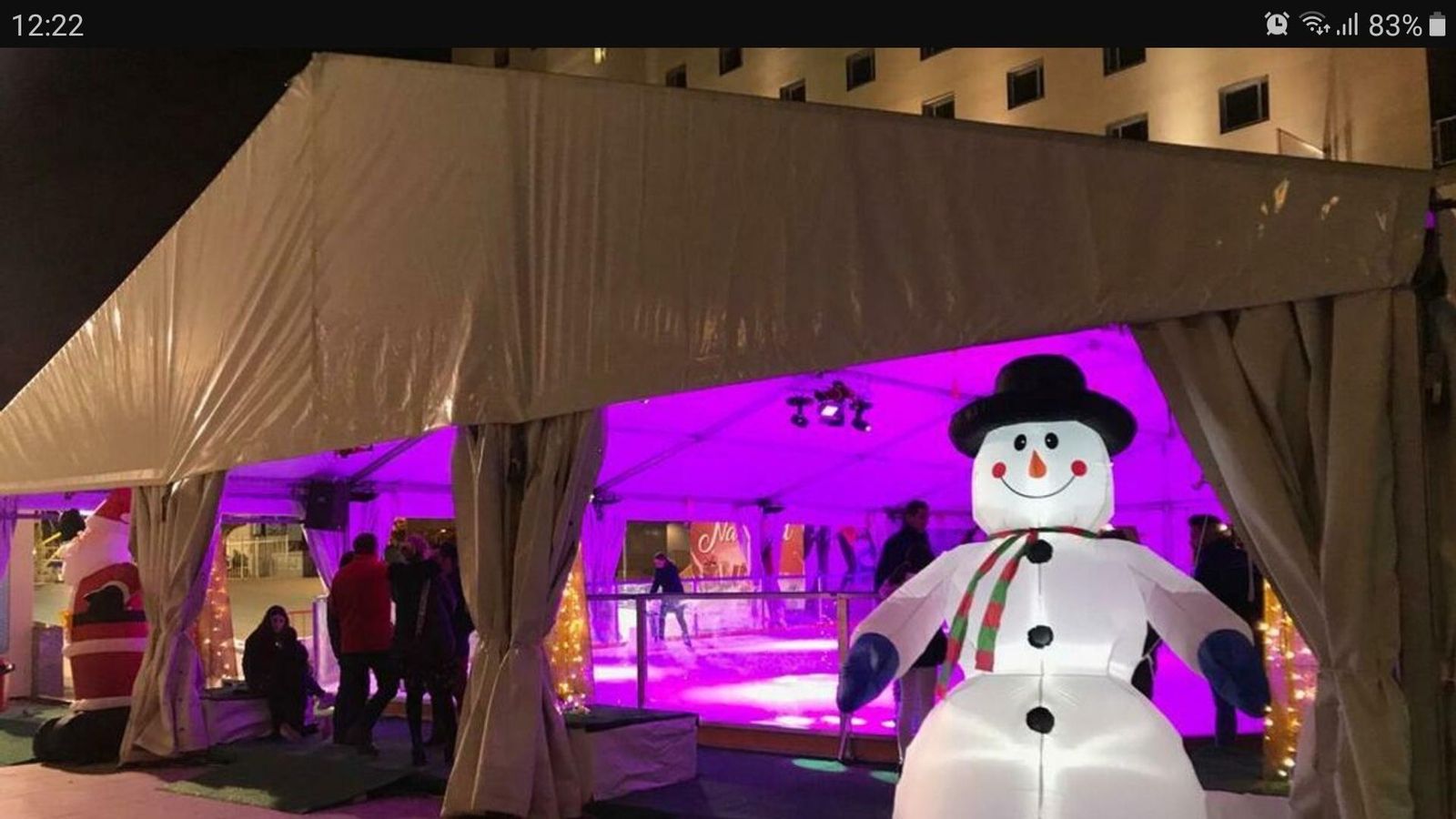 Todos los días, hasta el 10 de enero, permanecerá abierta la pista en los aledaños del centro comercial Nervión Plaza.