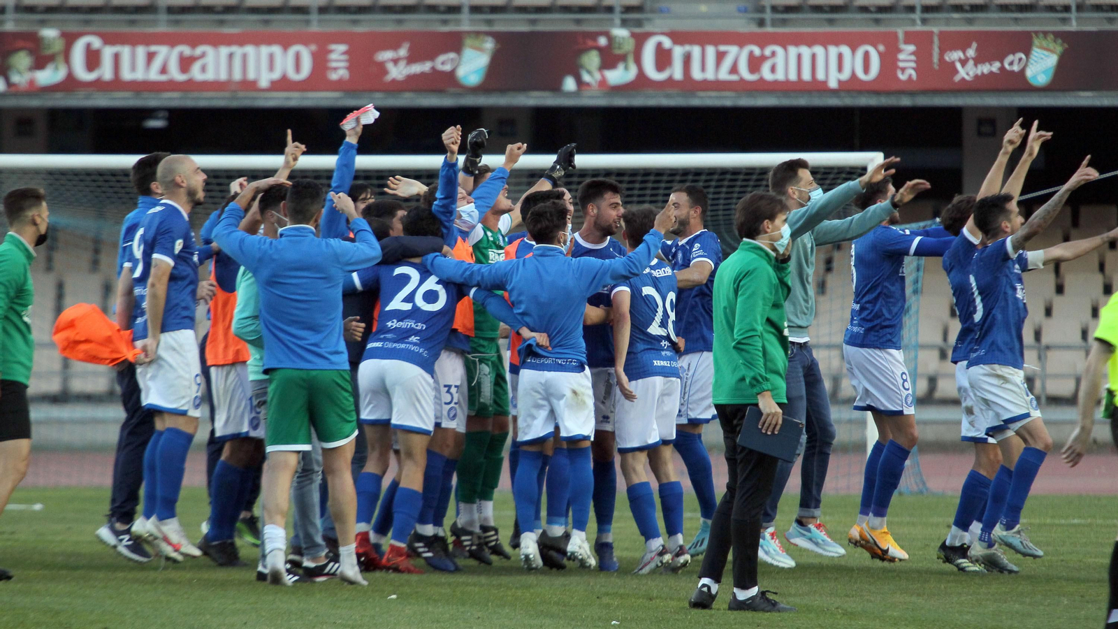 Imágenes del Xerez DFC contra Salerm Puente Genil en Chapín