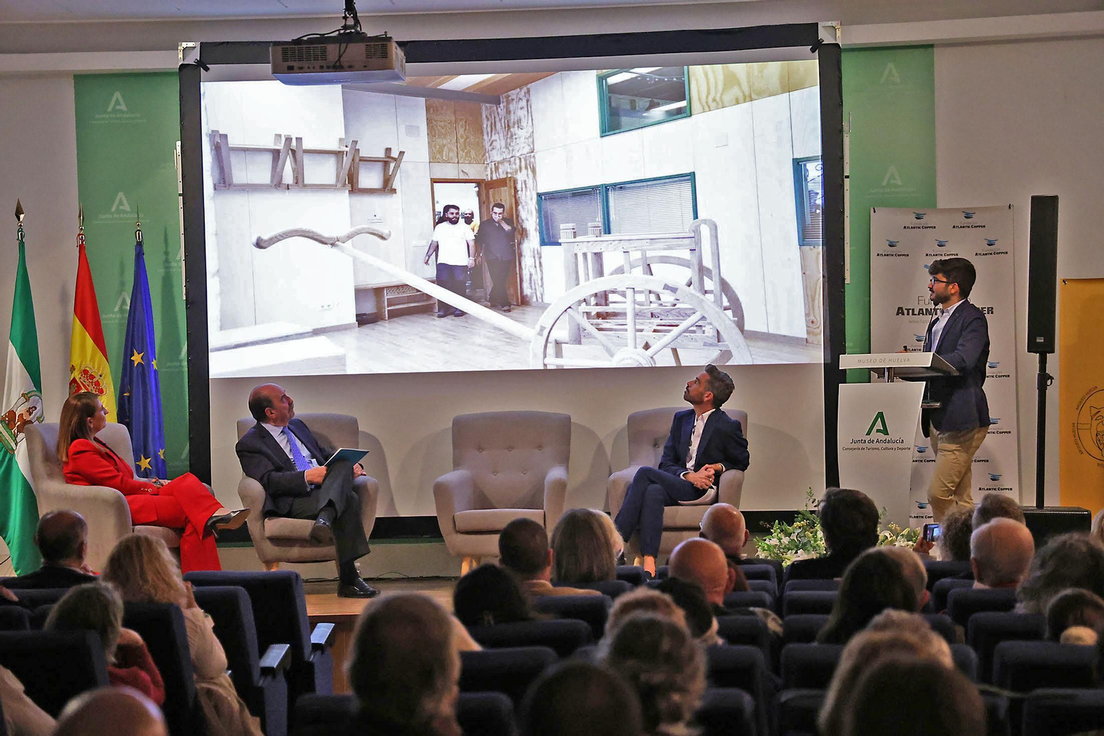 Imágenes del miércoles 13 de noviembre en Huelva