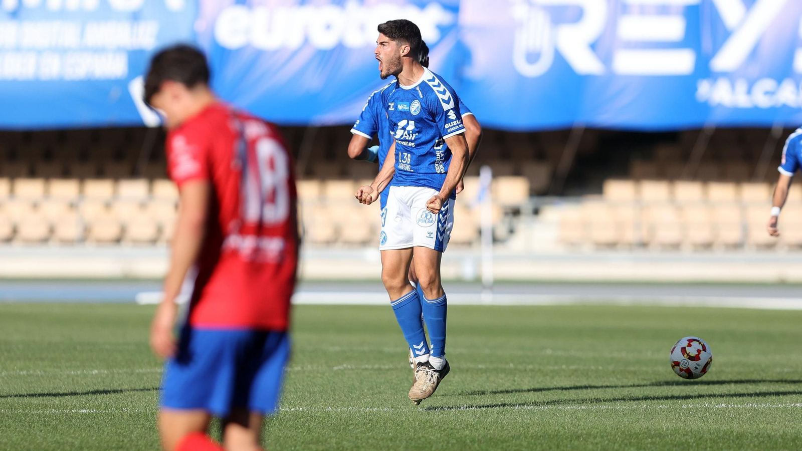 Imágenes del Xerez DFC contra el Don Benito en Chapín