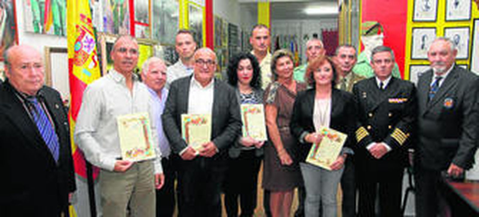 La hermandad legionaria entrega sus premios de pintura y poesía