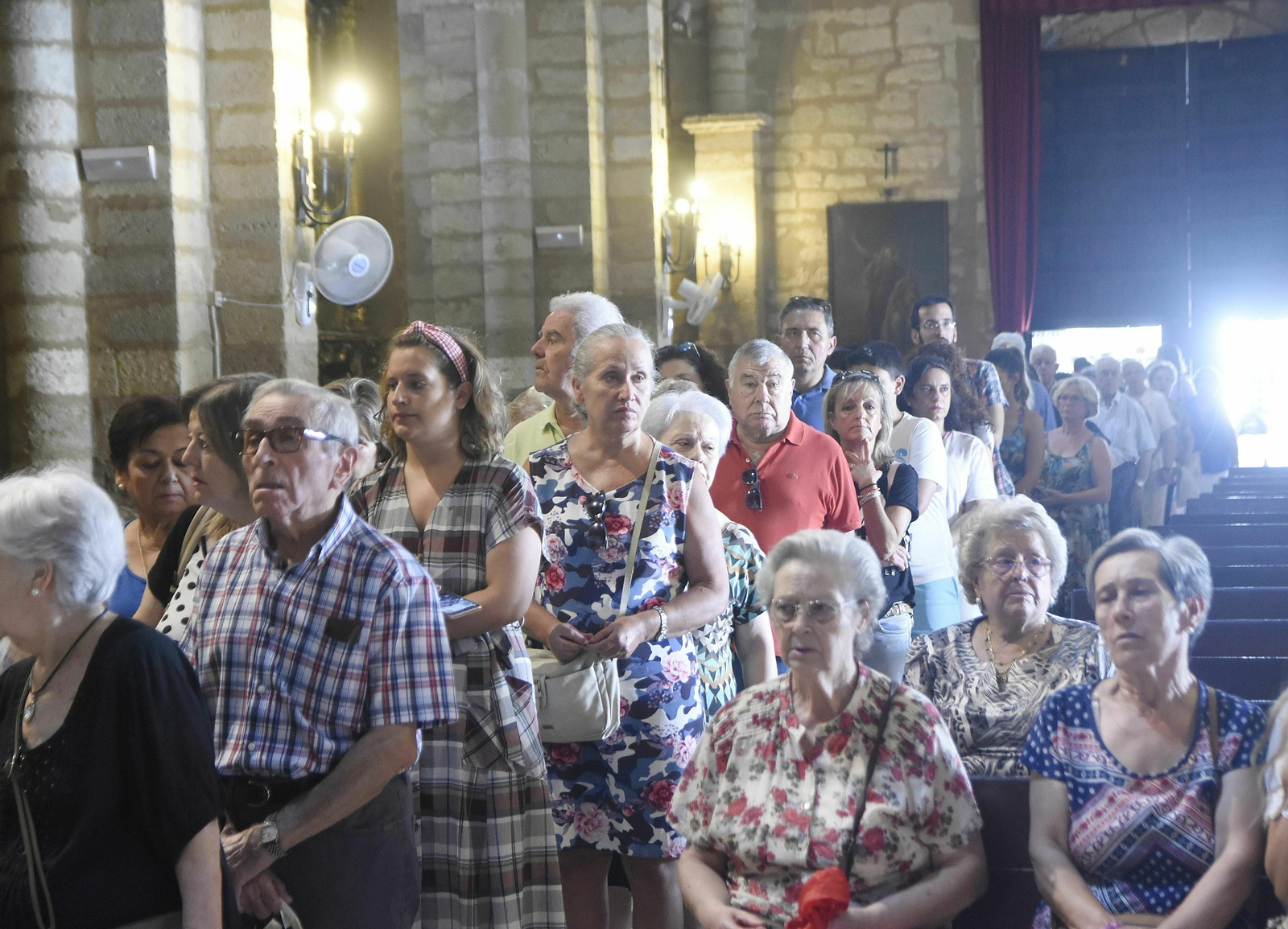 Besamanos a la Virgen de los Remedios, en imágenes